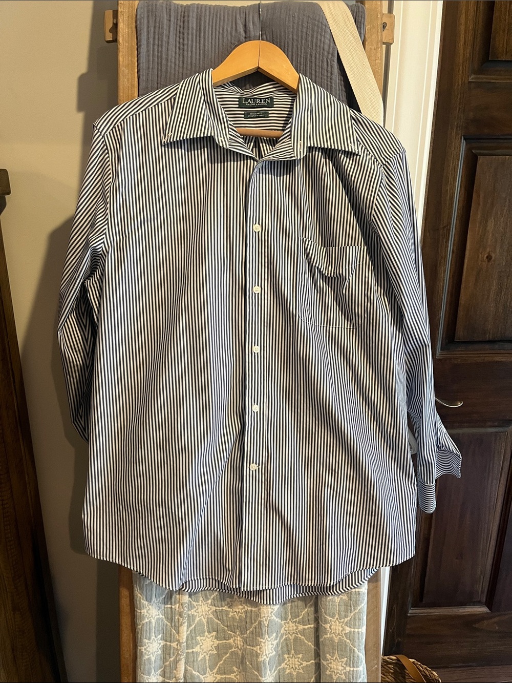 Lauren by Ralph Lauren like New Button down